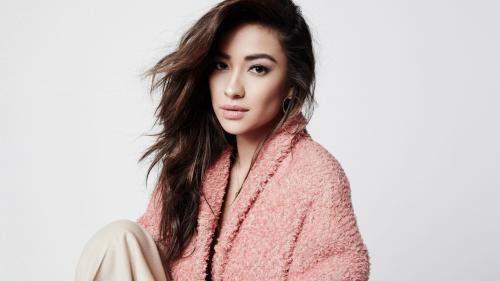 Shay Mitchell фото модели