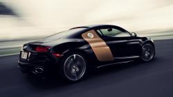 Фото спортивного автомобиля Audi R8