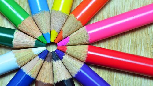 Цветные карандаши картинки