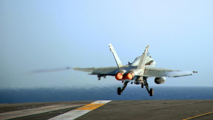 реактивный самолет