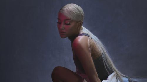 Ariana Grande обои 2018 